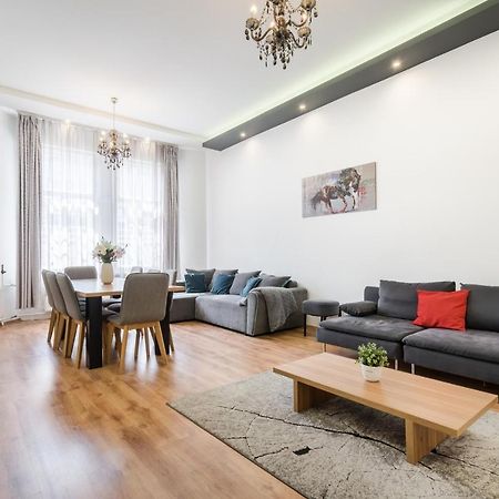 Real Apartments Zichy Budapest Eksteriør bilde
