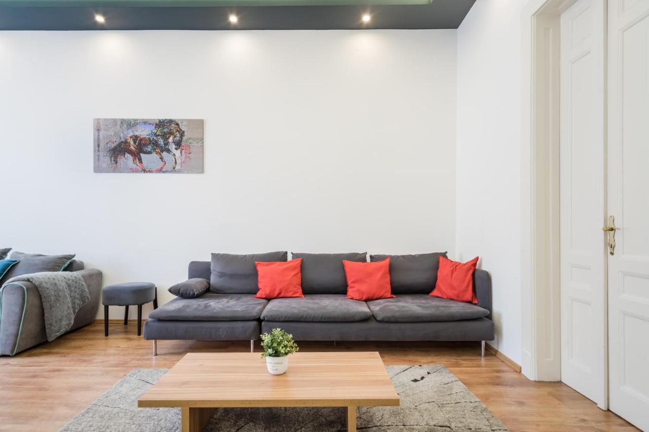 Real Apartments Zichy Budapest Eksteriør bilde