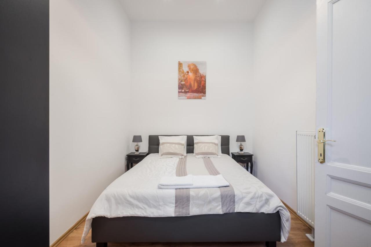 Real Apartments Zichy Budapest Eksteriør bilde
