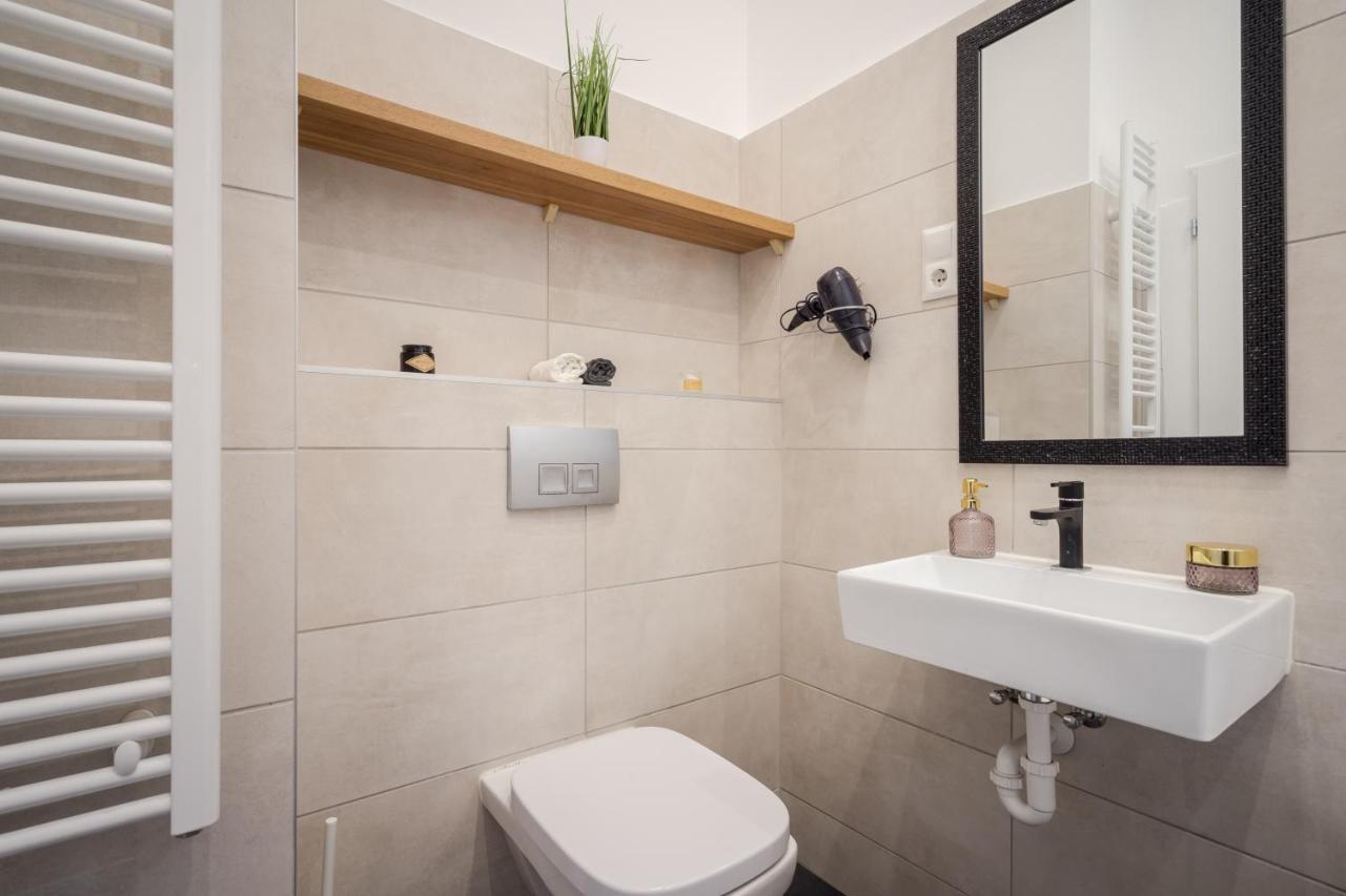 Real Apartments Zichy Budapest Eksteriør bilde
