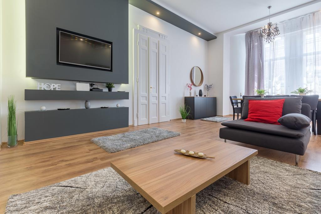 Real Apartments Zichy Budapest Eksteriør bilde