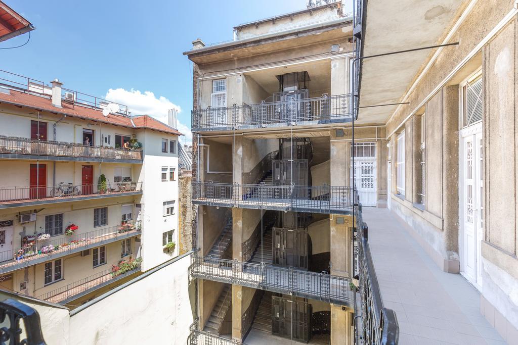Real Apartments Zichy Budapest Eksteriør bilde