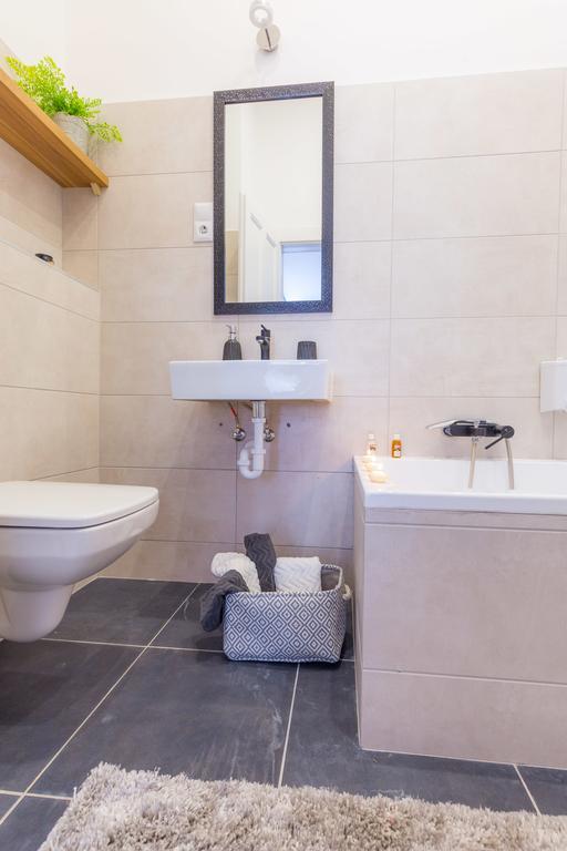 Real Apartments Zichy Budapest Eksteriør bilde
